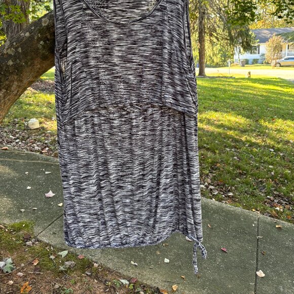 Latched Mama Active Nursing Tank (Maternity or Nursing Friendly) - Picture 2 of 4